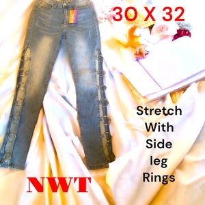 Nwt stretch jeans with leg rings 30x32
